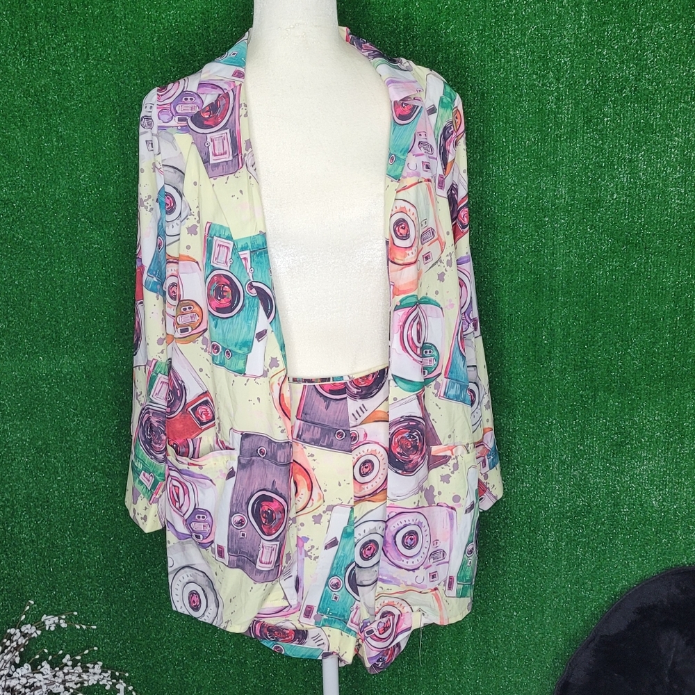 NWT Edie Light Multi Colored Blazer and Shorts Set